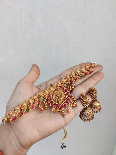 Choker set