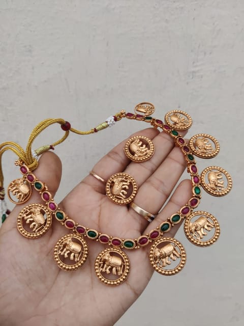 Elephant necklace set