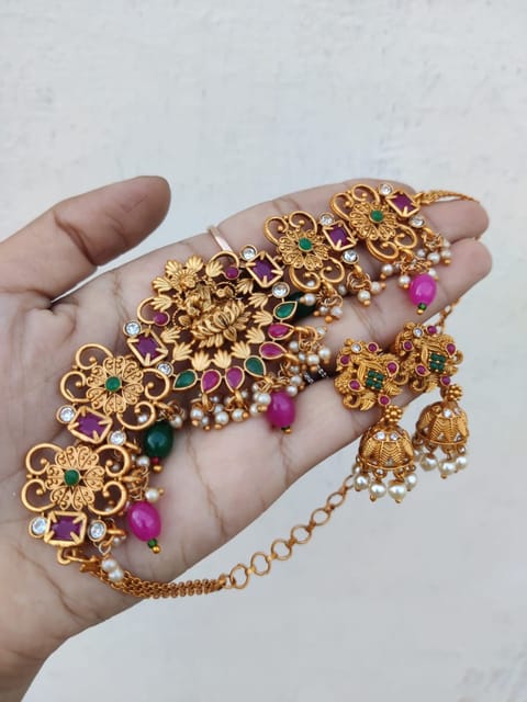 Temple choker set