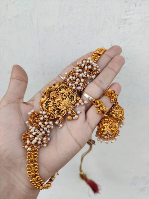 Choker set guttapusulu temple