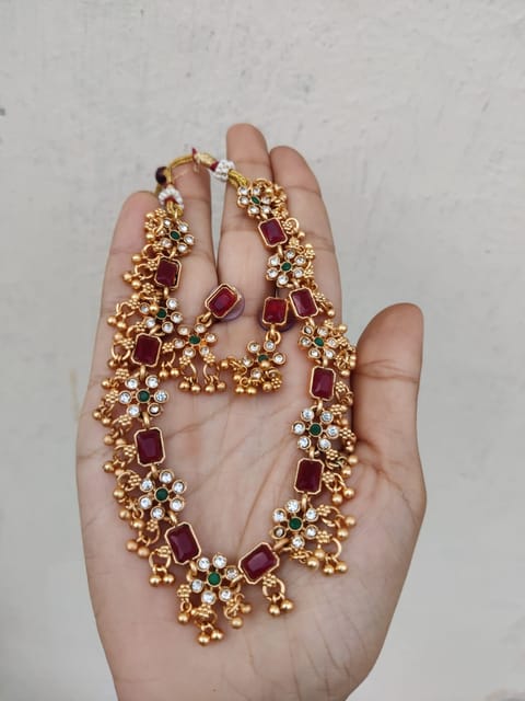 Round necklace