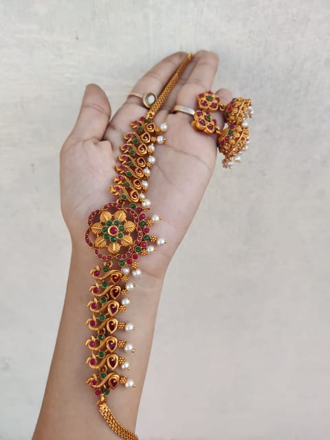 Flower choker set