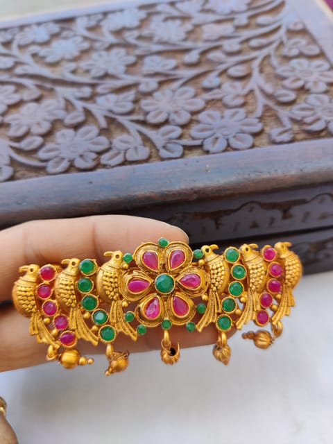 Hair clip round