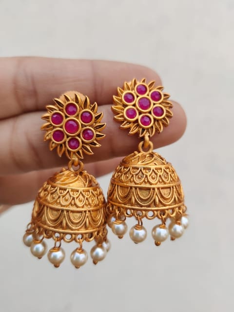 Round jhumki