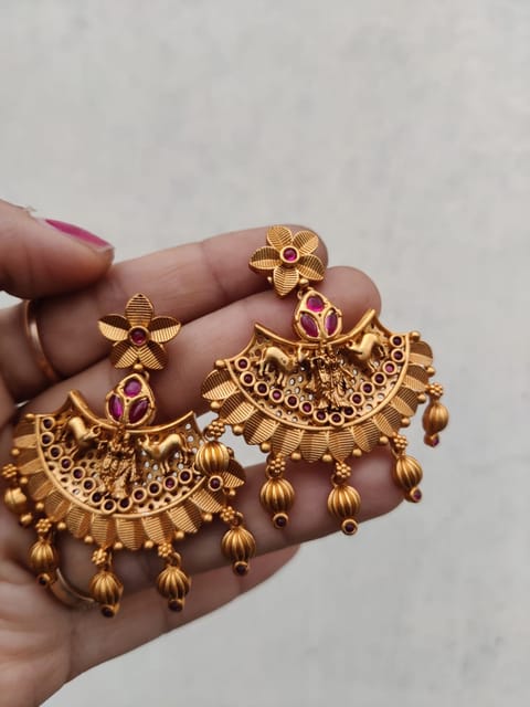 Krishna Earing’s