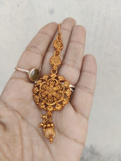 Golden Nethi chutti