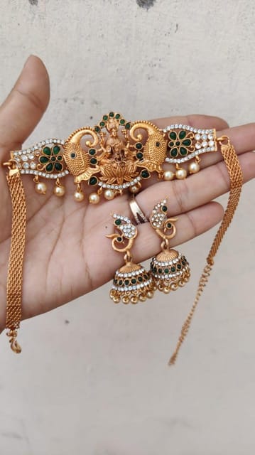 Green lakshmi choker set