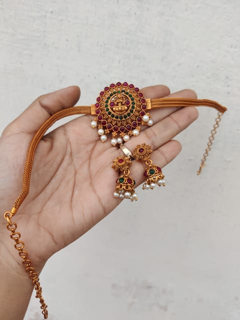 Temple choker set
