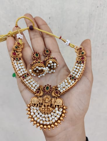 Pearl temple necklace set