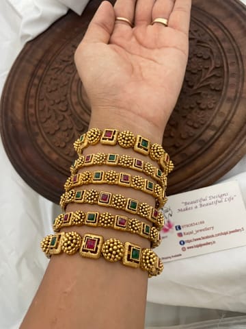 Round matte bangles set of 6