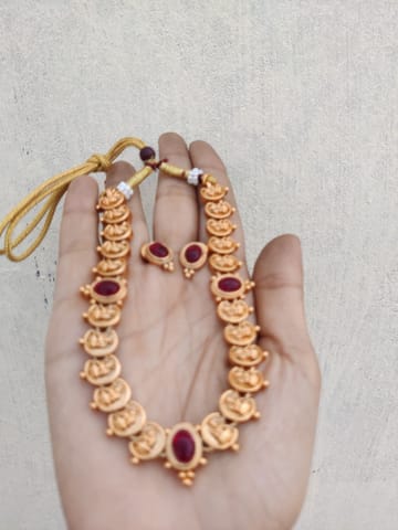 Lakshmi temple necklace