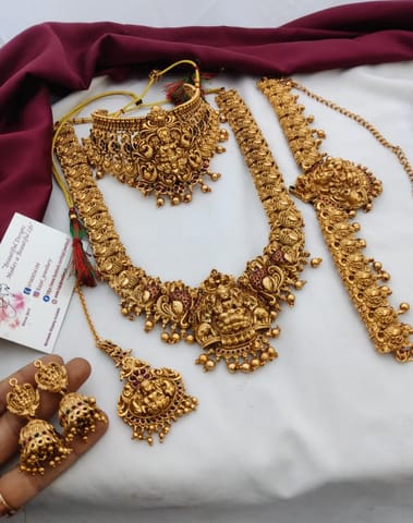Heavy bridal semi set