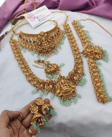 Turquoise blue heavy semi set
