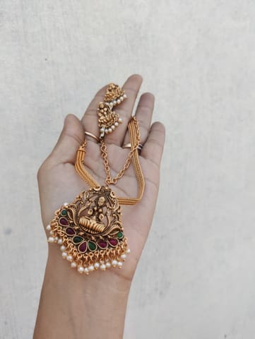 Temple choker set
