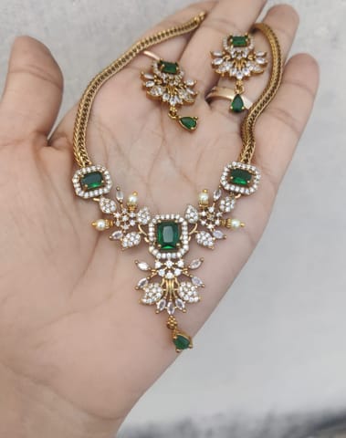 Cz green ad stone set
