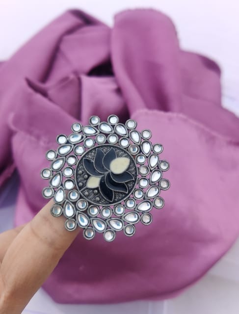 Lotus rings
