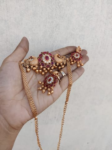 Red kemp choker set