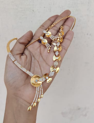 Golden set