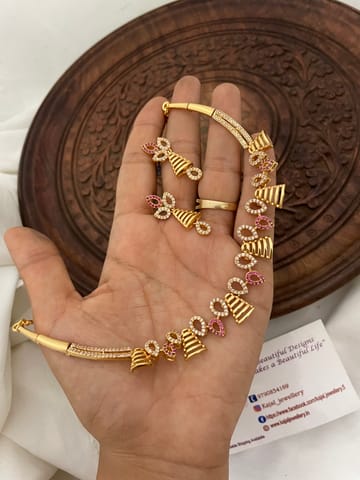 Cz golde necklace set