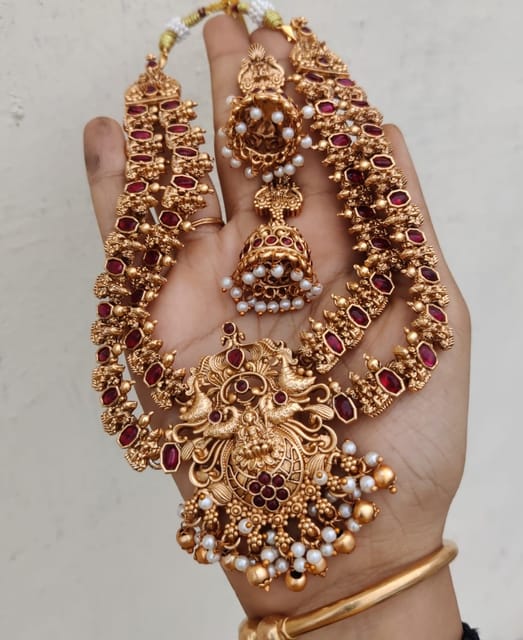 Temple necklace pink
