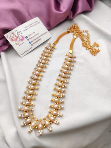 Hip belt pearl