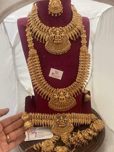 Temple full golden bridal jewel