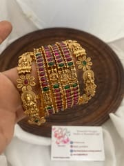 Set of temple bangles 6