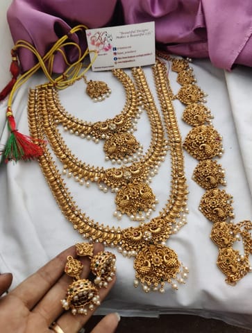 Semi bridal three layer Pearl set