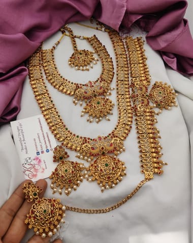 Semi bridal set