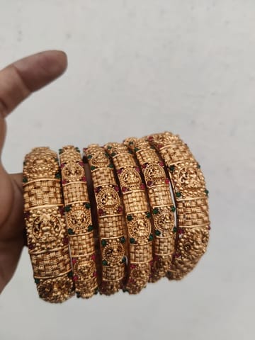 Premium bangles 2.8