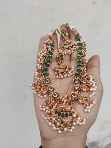 Green kemp necklace