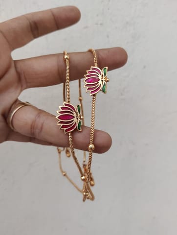 Lotus anklets