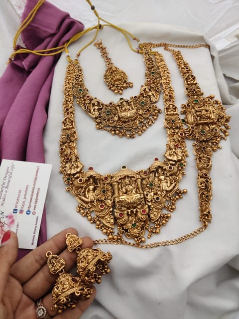 Heavy temple semi golden set