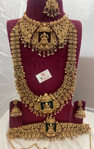 Temple heavy semi bridal set