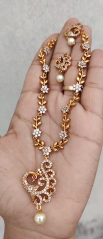 Cz white ad necklace set