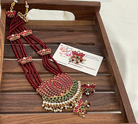 Red emerald lotus harram  set