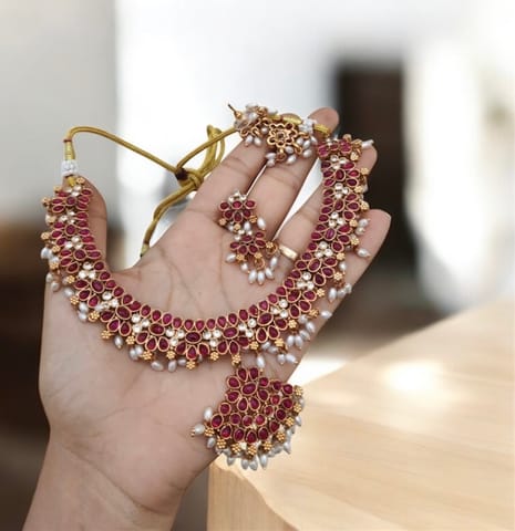 Kemp necklace set