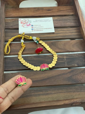 Lotus choker set