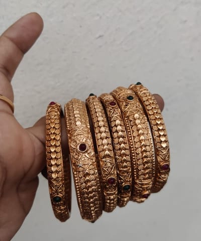 Set of 6 non idol bangles