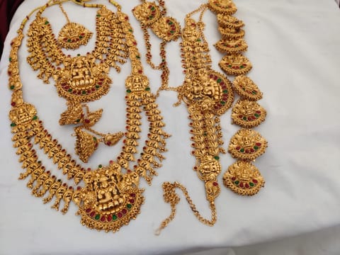 Temple Lakshmi heavy bridal set