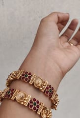 Ghungharoo bangles set